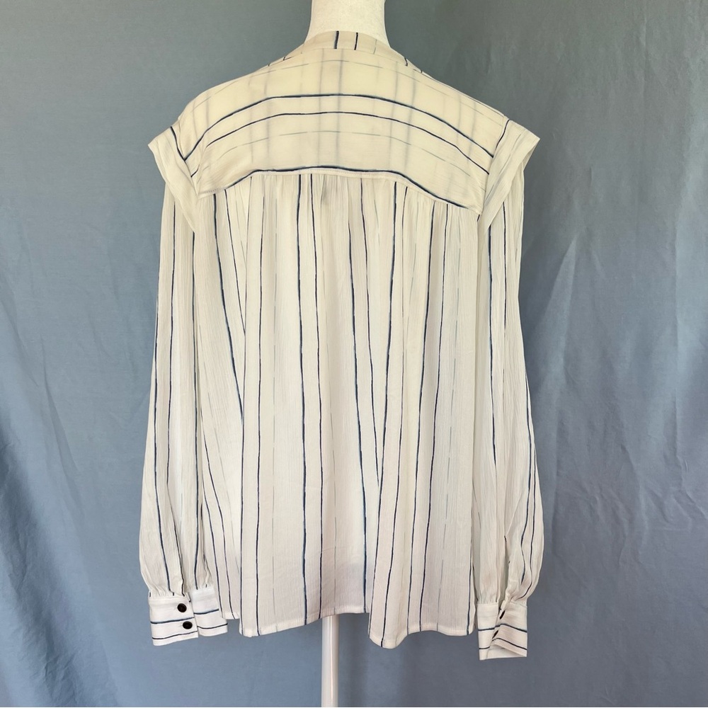 NWT Long Sleeve Button Down Top White w/Light & Dark Blue Stripes Sz L - Picture 4 of 11